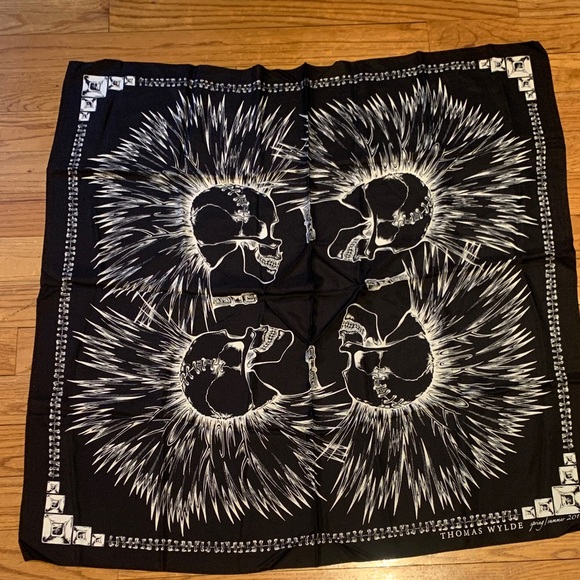Thomas Wylde Accessories - Thomas Wylde Monochrome Skull Pattern Scarf